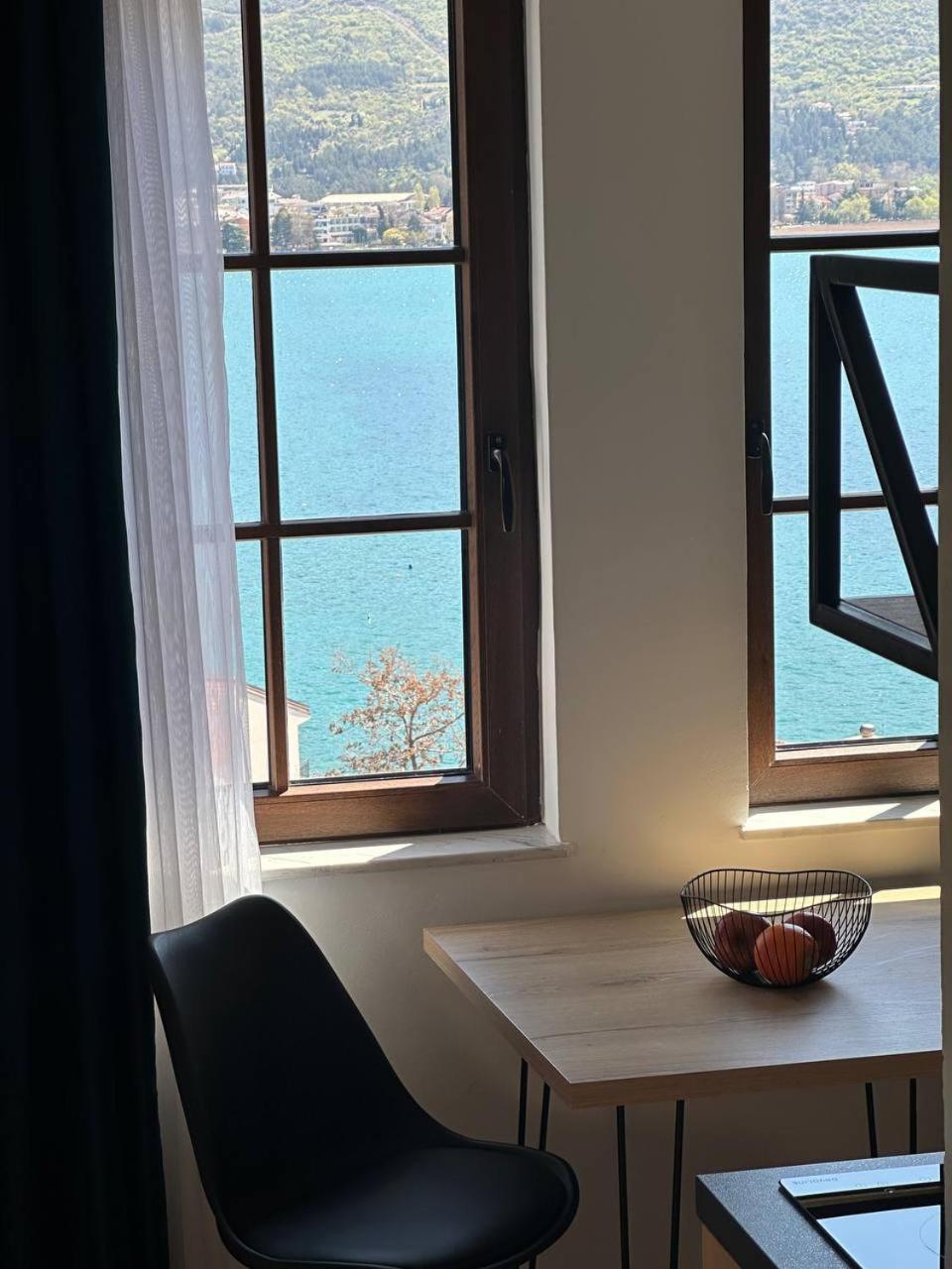 Miryana Guest House 奥赫里德 外观 照片